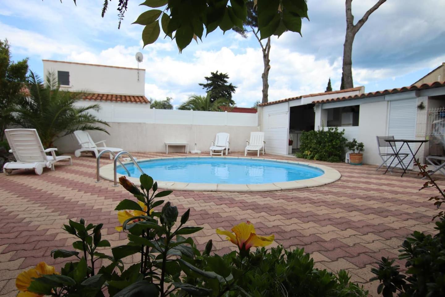 Chambre Privee Independante, Piscine Agde Dış mekan fotoğraf